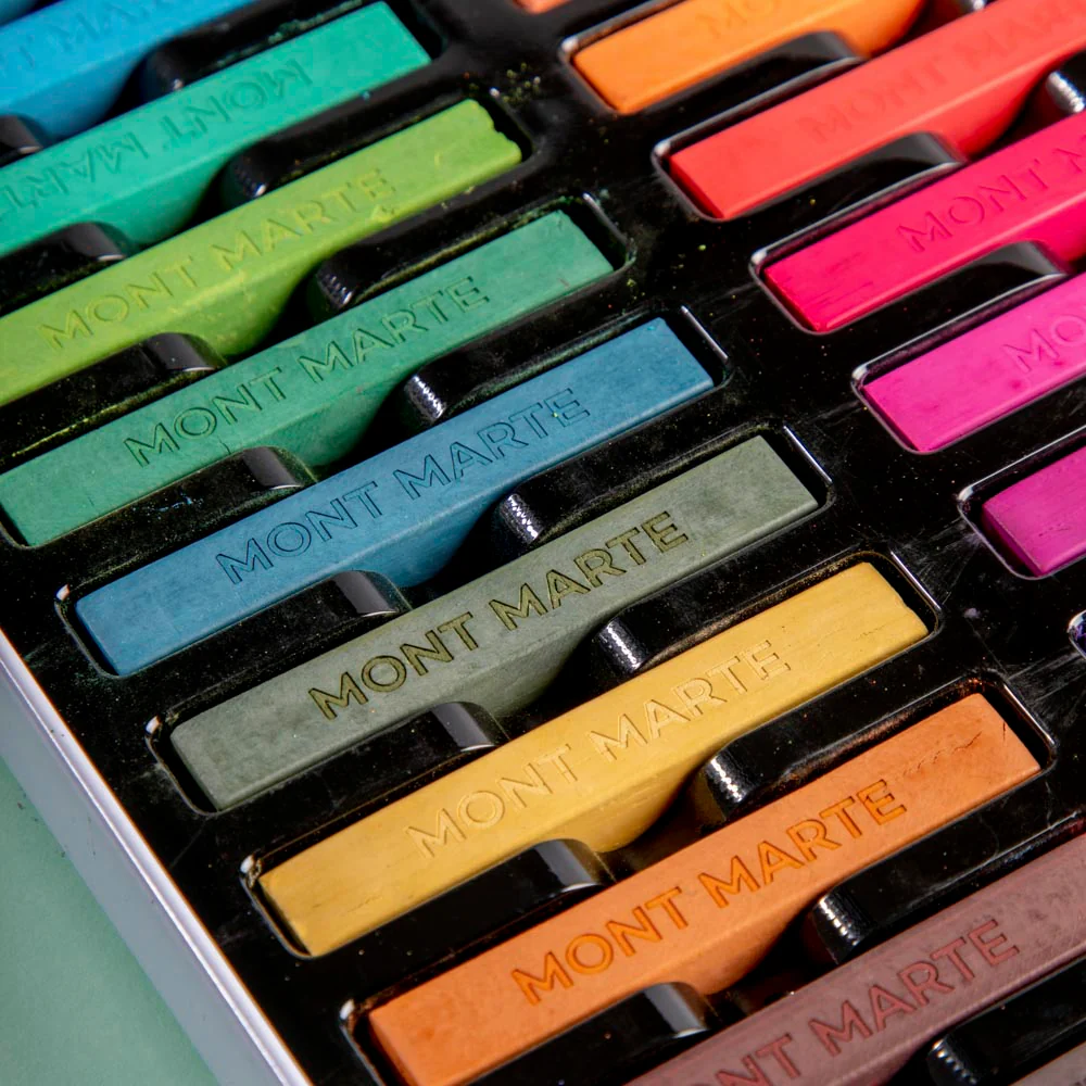 Soft Pastels in Tin Box Signature 24pc - Image 6